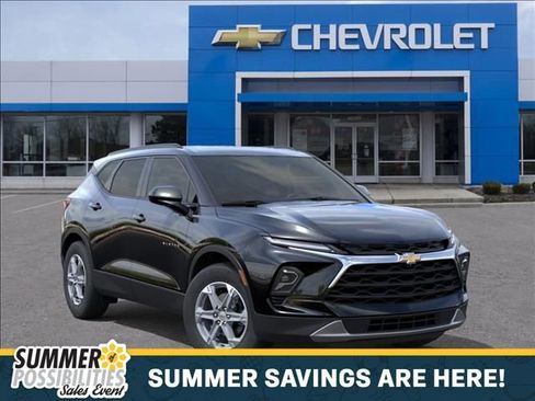 New 2026 Chevrolet Blazer LT w/ Convenience Package FWD image 7