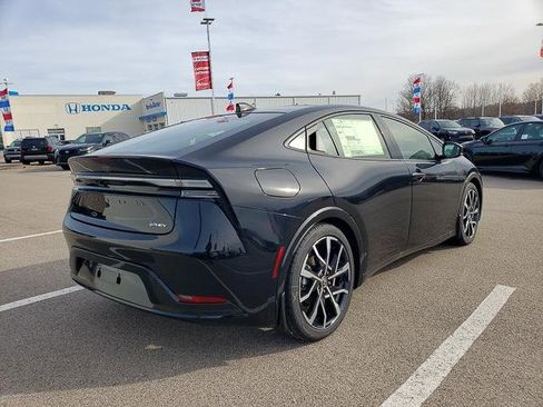 New 2026 Toyota Prius Plug-In Hybrid image 5