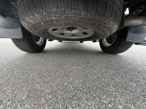 Used 2019 GMC Canyon SLE w/ Driver Alert Package image 40