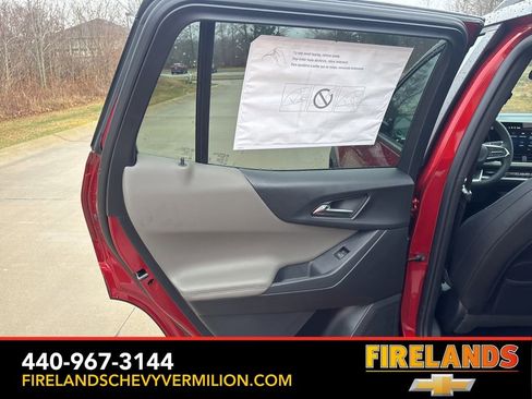 New 2026 Chevrolet Equinox LT w/ Convenience Package II image 43