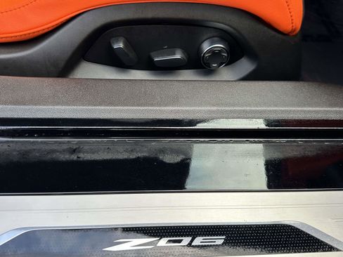 Used 2025 Chevrolet Corvette Z06 image 30