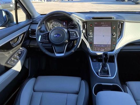 Used 2025 Subaru Outback Limited image 10
