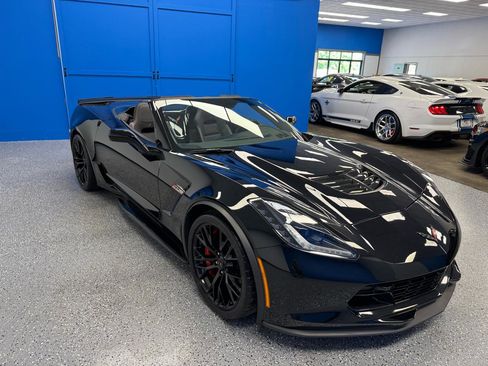 Used 2017 Chevrolet Corvette Z06 RWD image 4