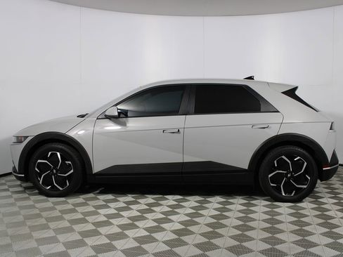 Used 2024 Hyundai Ioniq 5 SEL image 28