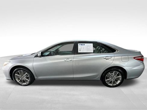 Used 2017 Toyota Camry SE FWD image 8