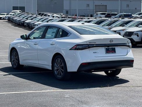 New 2026 Nissan Sentra SL w/ Floor Mat Package FWD image 39