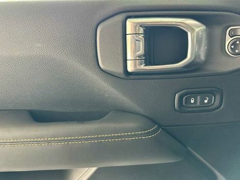 New 2025 Jeep Wrangler Unlimited Sahara w/ Safety Group image 8