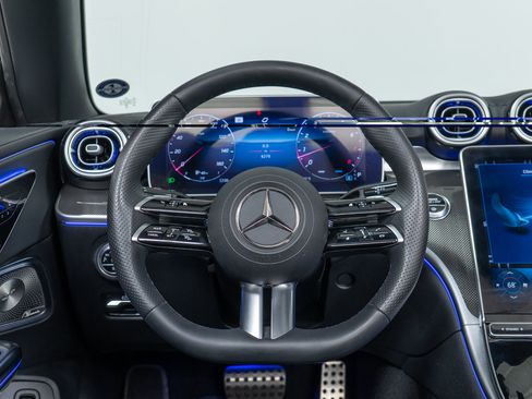 Certified 2024 Mercedes-Benz CLE 450 4MATIC Cabriolet image 18