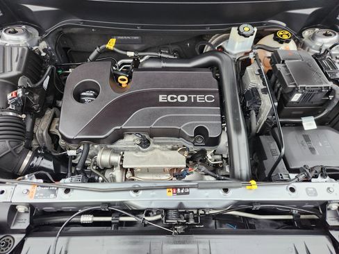 Used 2019 GMC Terrain SLE image 17