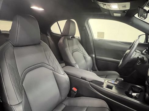 Certified 2025 Lexus UX 300h FWD image 11