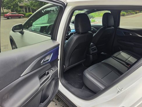 New 2026 Chevrolet Equinox EV LT AWD/4WD image 15