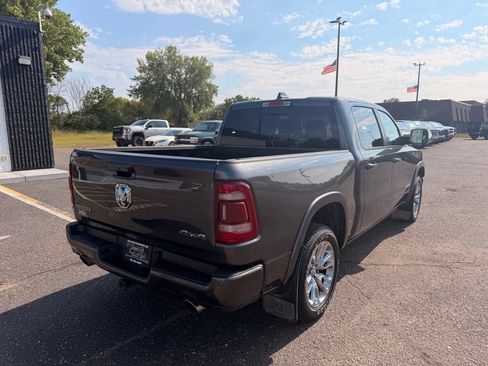 Used 2019 RAM 1500 Laramie AWD/4WD image 5