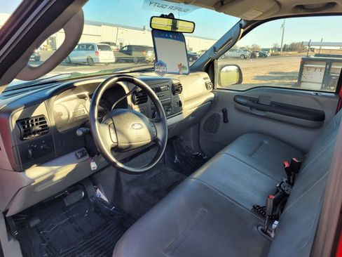 Used 2006 Ford F250 XLT image 6