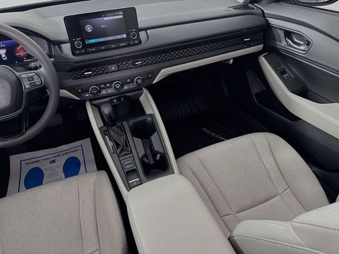Used 2024 Honda Accord EX image 28