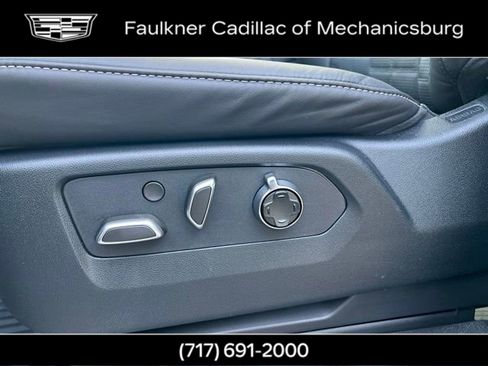 Certified 2026 Cadillac Escalade ESV Platinum Sport w/ LPO, ONYX Package AWD/4WD image 23