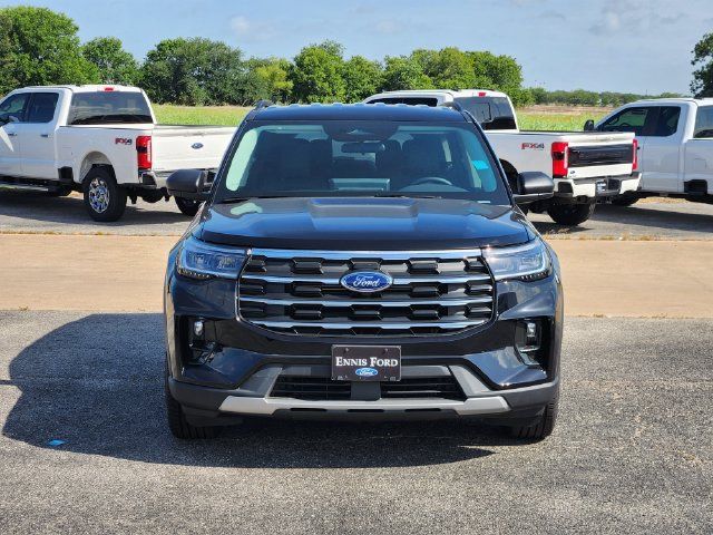 New 2026 Ford Explorer Active w/ Active Comfort Package RWD image 2