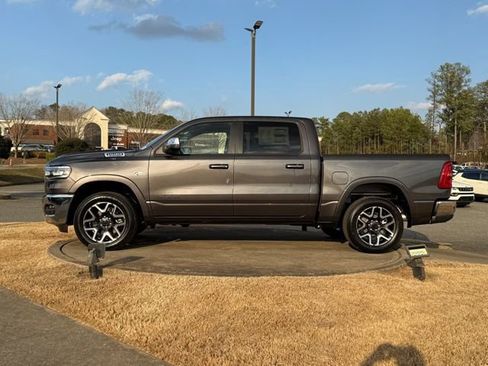 New 2026 RAM 1500 Laramie AWD/4WD image 4