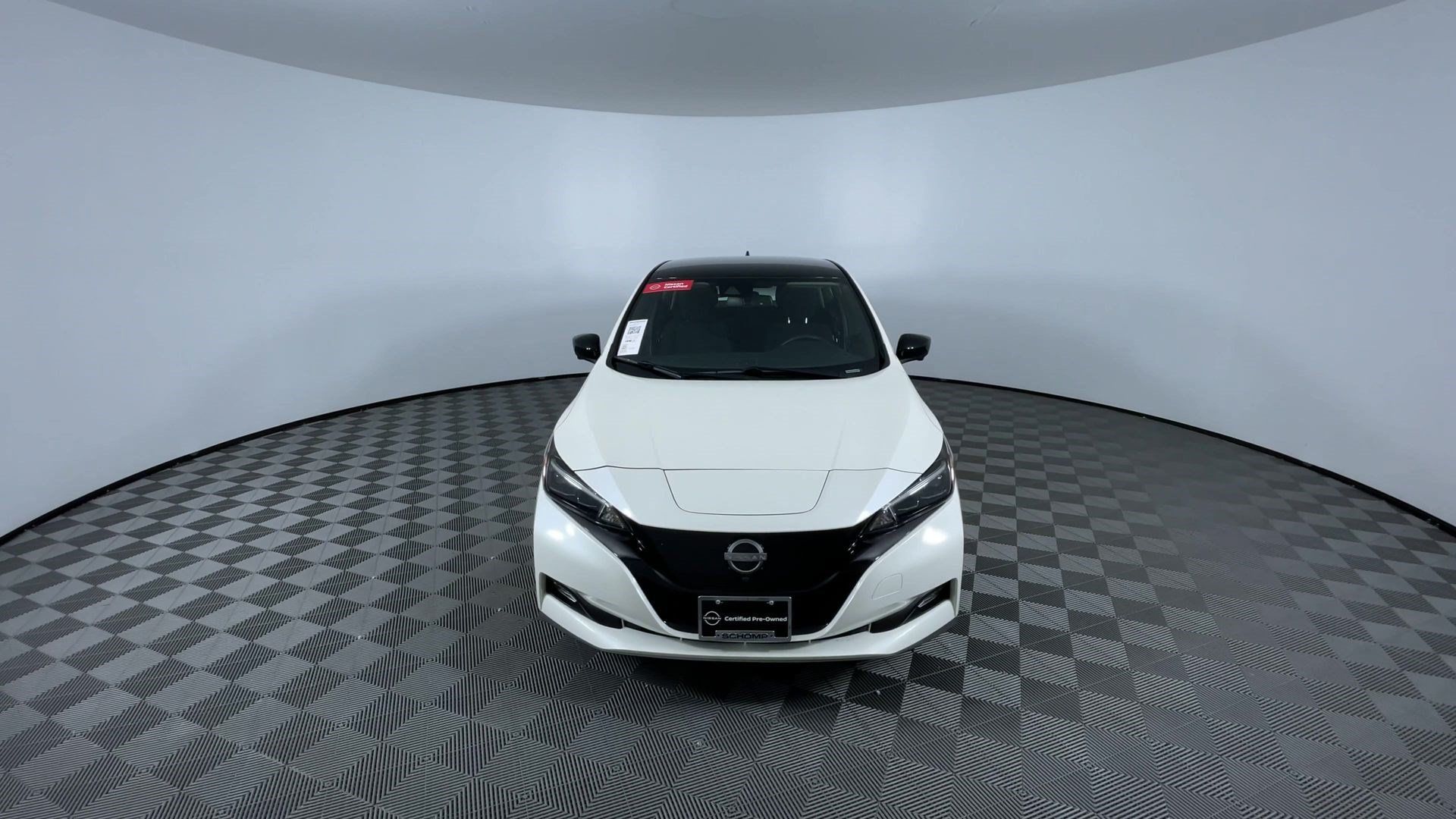 Certified 2025 Nissan Leaf SV Plus FWD image 3