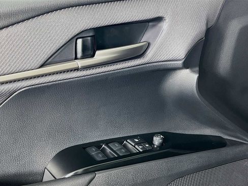 New 2026 Toyota Camry Hybrid image 17