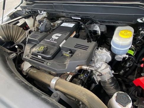 Used 2024 RAM 2500 Big Horn AWD/4WD image 13