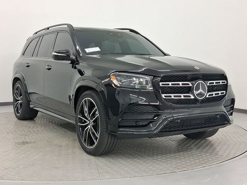 Used 2023 Mercedes-Benz GLS 450 4MATIC image 7