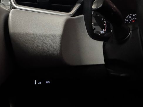 Used 2023 Toyota Corolla SE image 17