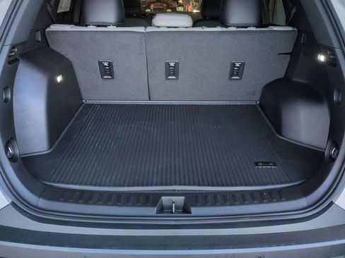 New 2026 GMC Terrain Elevation w/ Elevation Premium Package AWD/4WD image 18