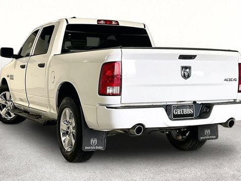 Used 2018 RAM 1500 Express w/ Express Value Package AWD/4WD image 15