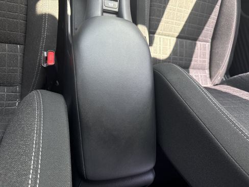 Certified 2024 Honda HR-V LX image 26