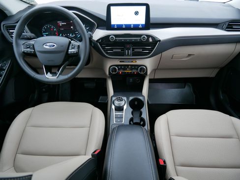 Used 2022 Ford Escape SEL image 10