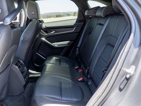 Used 2025 Jaguar F-PACE R-Dynamic S AWD/4WD image 25