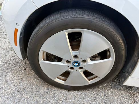 Used 2015 BMW i3 w/ Range Extender image 16