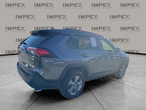 Used 2024 Toyota RAV4 XLE image 5
