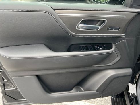 Certified 2025 INFINITI QX80 Pure AWD/4WD image 11