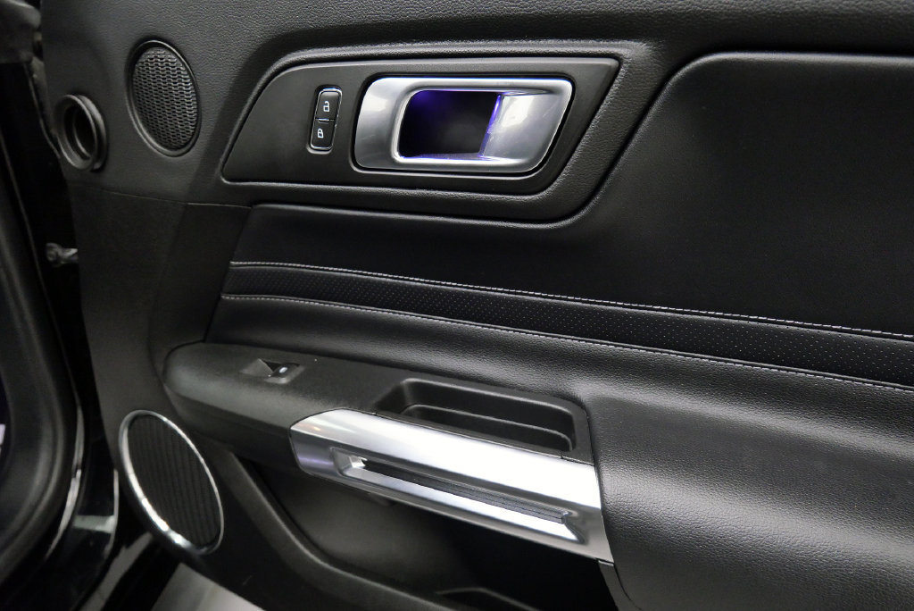 Used 2022 Ford Mustang GT Premium w/ GT Performance Package RWD image 19