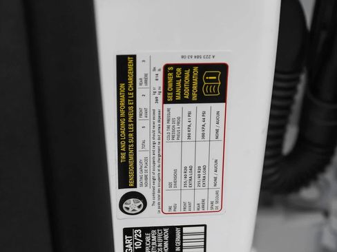 Used 2024 Mercedes-Benz S 580 4MATIC Sedan w/ Warmth & Comfort Package image 27