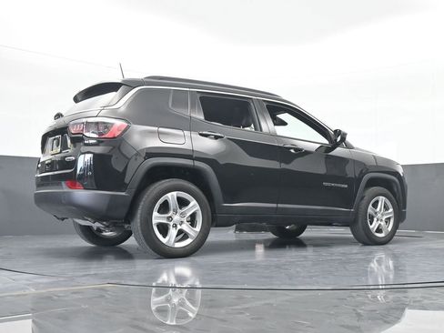 Used 2024 Jeep Compass Latitude image 57