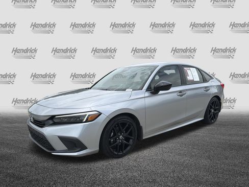 Used 2023 Honda Civic Sport image 5