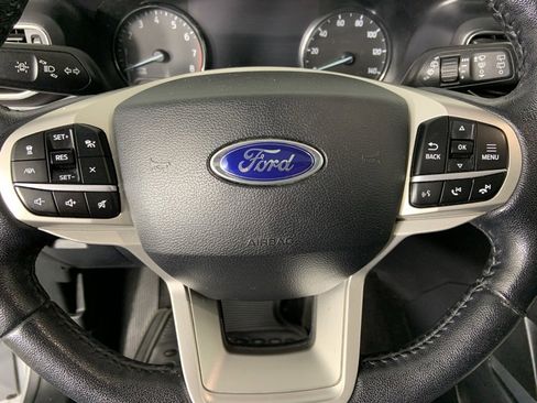 Used 2021 Ford Explorer Limited w/ Equipment Group 301A image 35