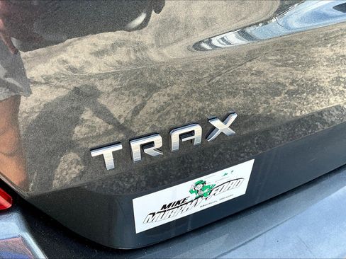 Used 2019 Chevrolet Trax LT image 32