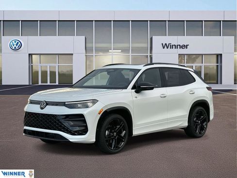 New 2026 Volkswagen Tiguan SE R-Line image 1