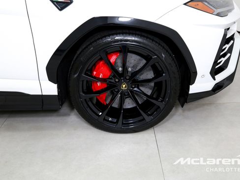 Used 2019 Lamborghini Urus image 34