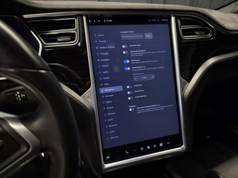 Used 2017 Tesla Model S 100D image 50