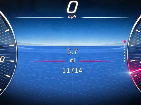 Certified 2023 Mercedes-Benz GLC 300 image 37