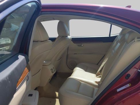 Used 2013 Lexus ES 300h w/ Luxury Pkg FWD image 30