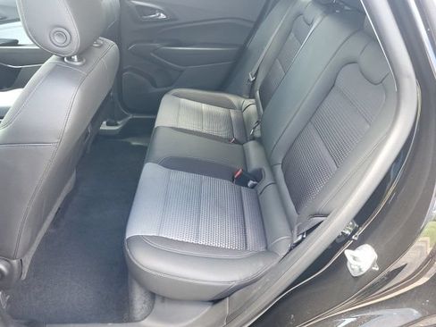 Used 2022 Chevrolet Trax LT FWD image 19