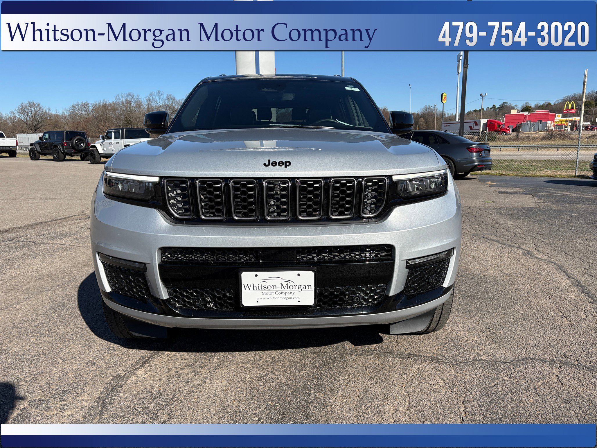Used 2025 Jeep Grand Cherokee L Summit w/ Obsidian Package AWD/4WD image 3