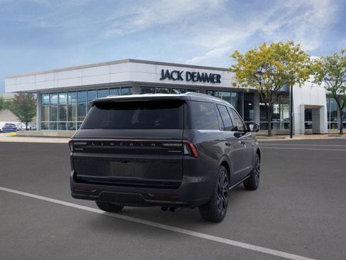 New 2026 Lincoln Navigator Black Label AWD/4WD image 8