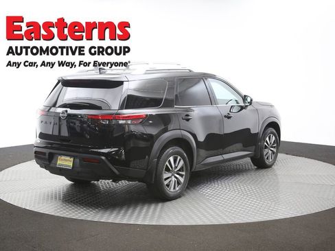 Used 2023 Nissan Pathfinder SL w/ Lighting Package (N92) AWD/4WD image 41