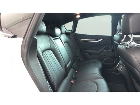 Used 2019 Maserati Levante S AWD/4WD image 15